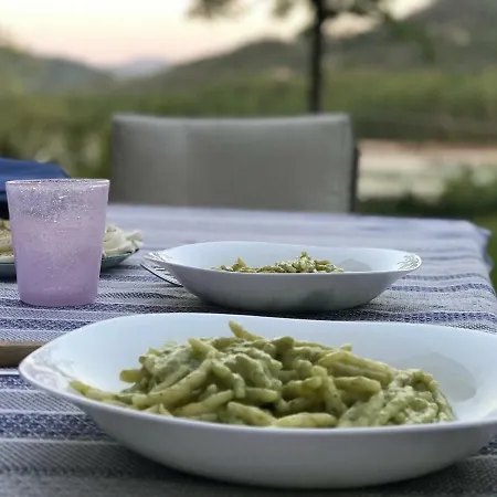 Rubbiano River Guest house *