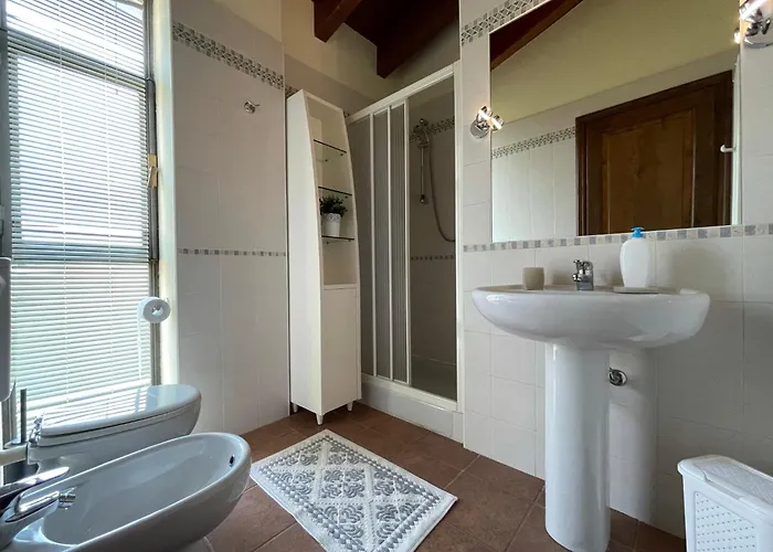 Konukevi Rubbiano River 3*